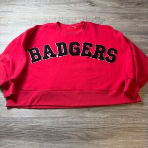 Wisconsin Badgers Sweatshirt Women XL Red Cropped Patch Pullover spellout